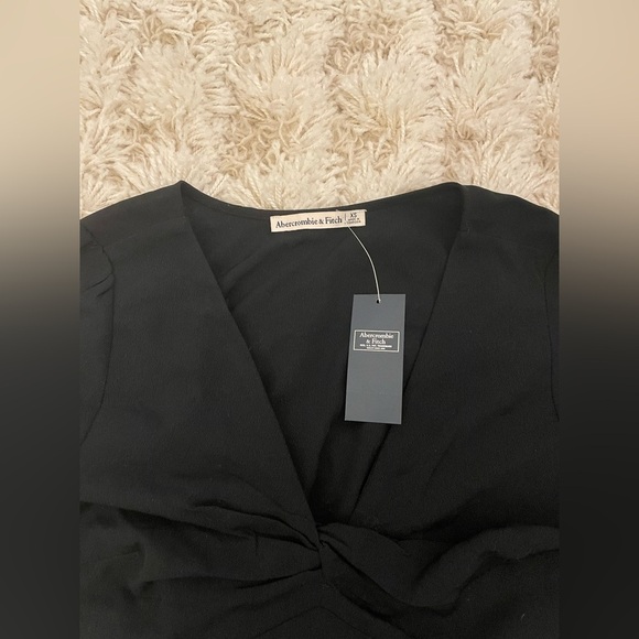 NWT Abercrombie & Fitch Womens Crop Top Long Sleeve Size XS - Picture 3 of 5